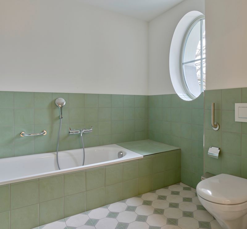 Sanierung und Erweiterung Psychiatrie Obwalden – Therapiebad auf den Stationen – Ben Huggler Photography